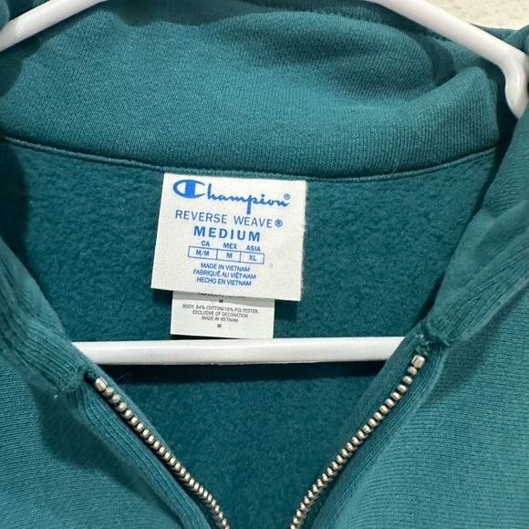 Champion 1/4 Zip Sweatshirt size medium - Picture 4 of 6